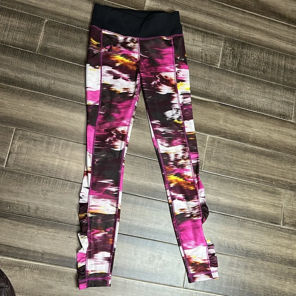 EUC Lululemon Speed Tight IV *Full-On Luxtreme 4